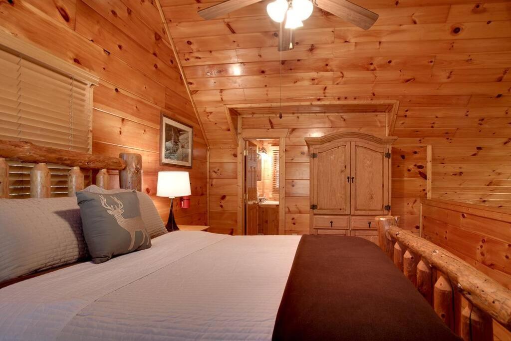 Brave Eagle Cabin Sevierville Rom bilde